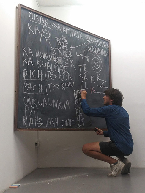 https://www.marcbuchy.com/files/gimgs/79_kakualmaku8.jpg